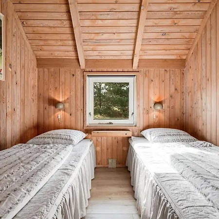 Kenny - 1-2km From The Sea By Interhome