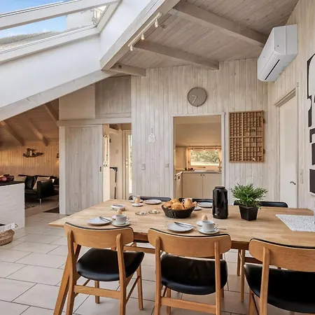 Kenny - 1-2km From The Sea By Interhome Holiday home