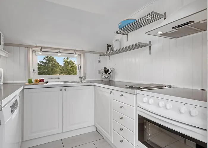 Kenny - 1-2km From The Sea By Interhome *